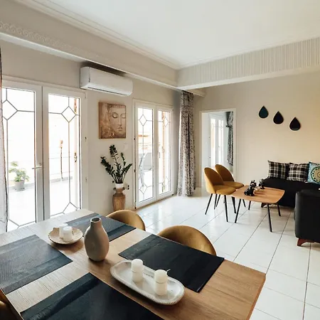 Beachfront With A View *