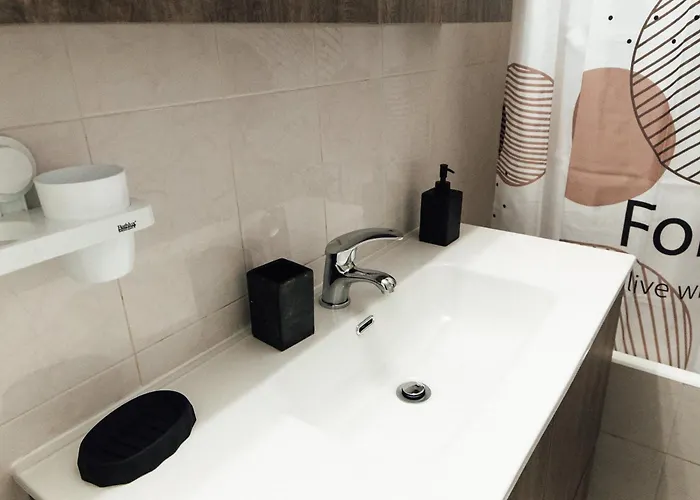 Apartment Beachfront With A View *